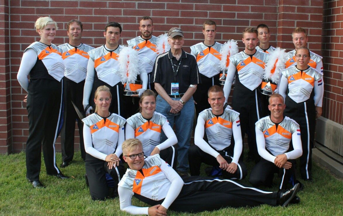 It is with great sadness we were informed of the sad loss of our longtime… (foto 1 van 2)
