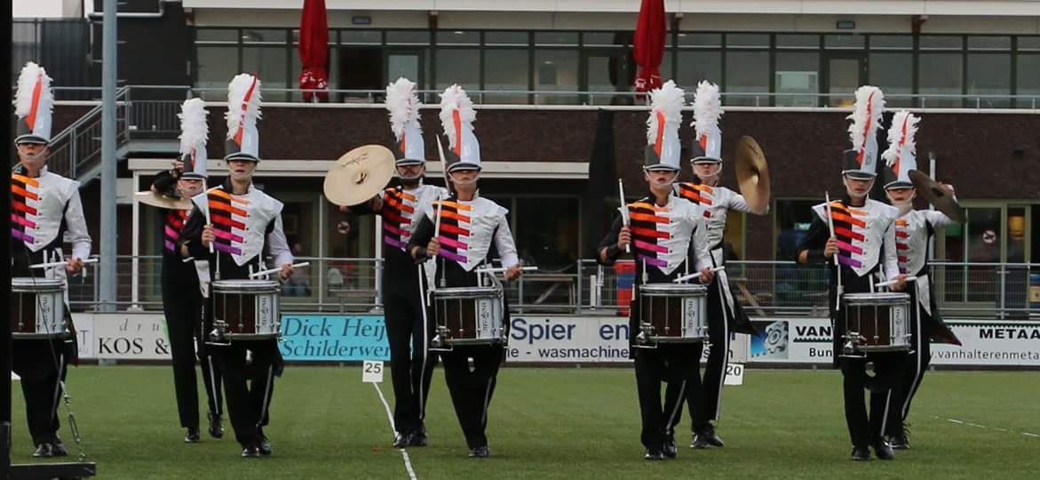 Prachtige dubbele winst voor beide corps in Huizen gisterenavond! (foto 13 van 21)