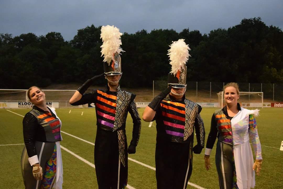 Prachtige dubbele winst voor beide corps in Huizen gisterenavond! (foto 21 van 21)