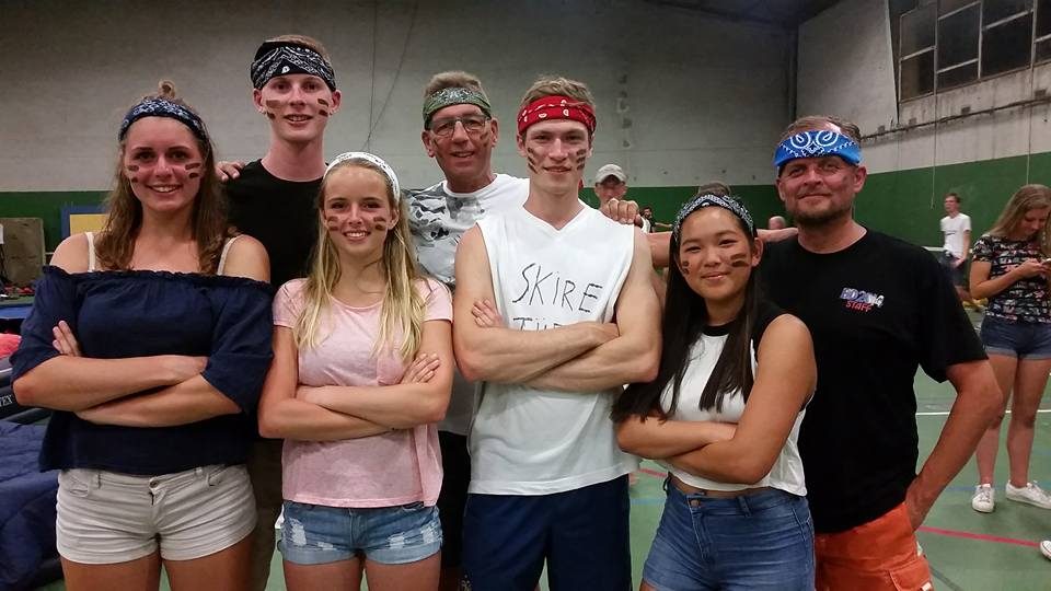 Ren je Rot & fun quiz & games met quizmaster Michael de Weerdt en assistente… (foto 3 van 6)