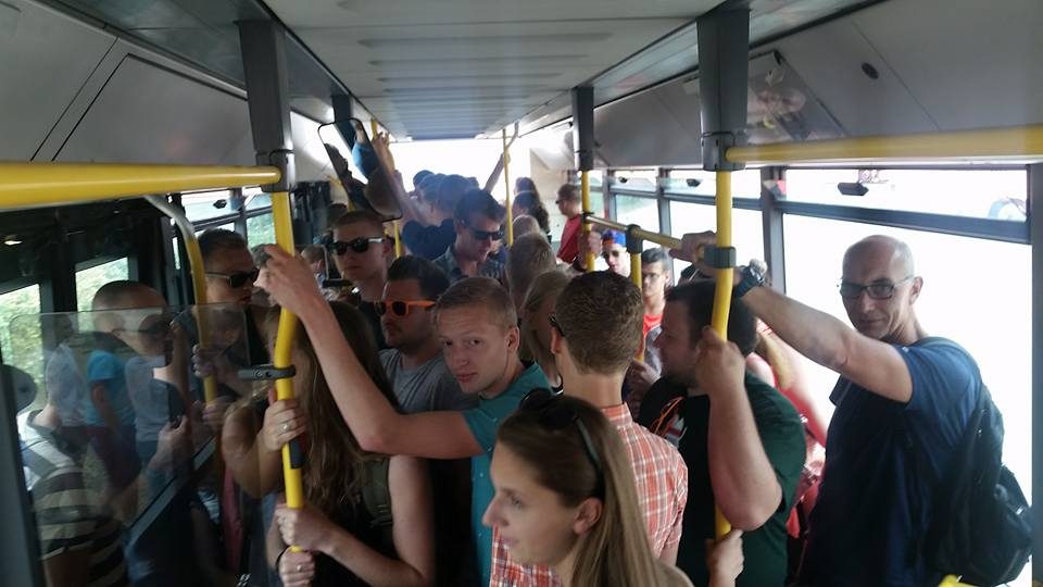 Tijdens onze buitenlandse reizen is er naast optredens en repetities ook altijd… (foto 2 van 21)