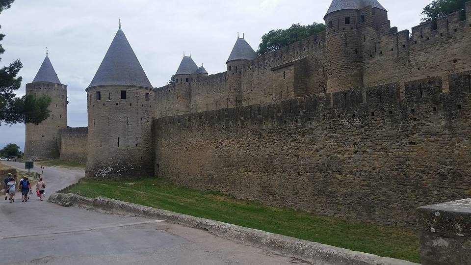 Tijdens onze buitenlandse reizen is er naast optredens en repetities ook altijd… (foto 5 van 21)