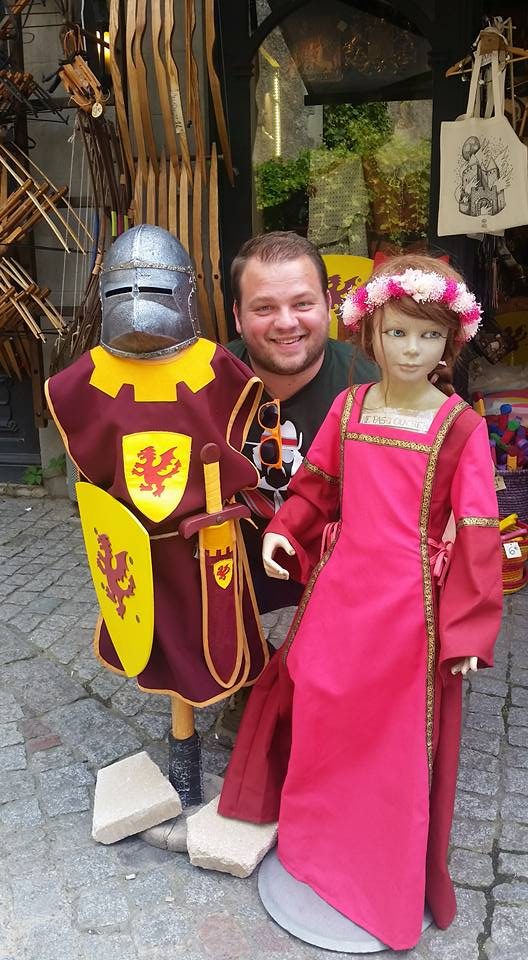 Tijdens onze buitenlandse reizen is er naast optredens en repetities ook altijd… (foto 18 van 21)