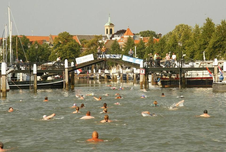 Morgen treedt Jong Jubal op bij de officiële opening van de Dudok City Swim to… (foto 3 van 3)