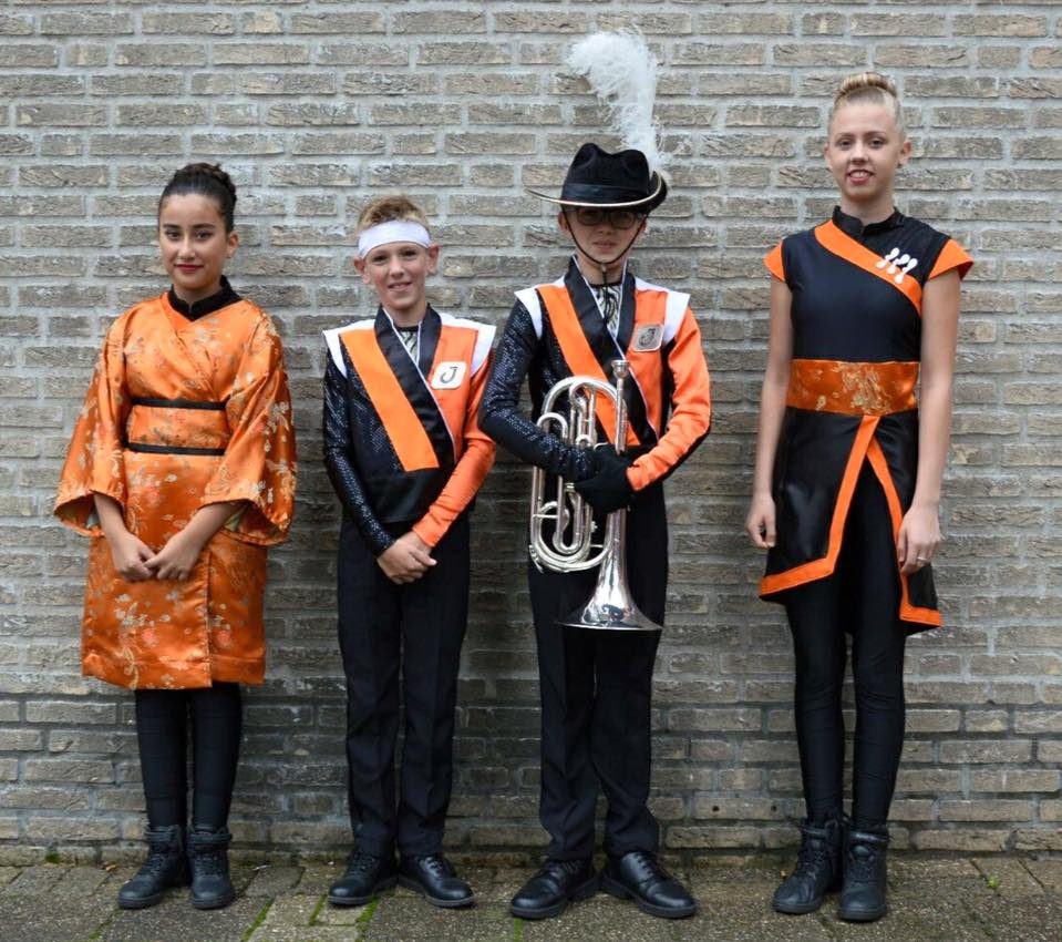 Met grote trots presenteren wij u het nieuwe uniform van Jong Jubal