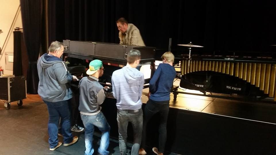 De opbouw is gestart (foto 4 van 9)