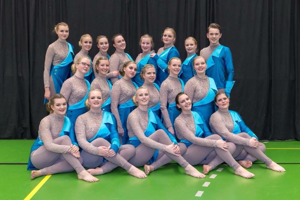 Over een paar minuten gaat The Pride of the Netherlands winterguard in Amerika…