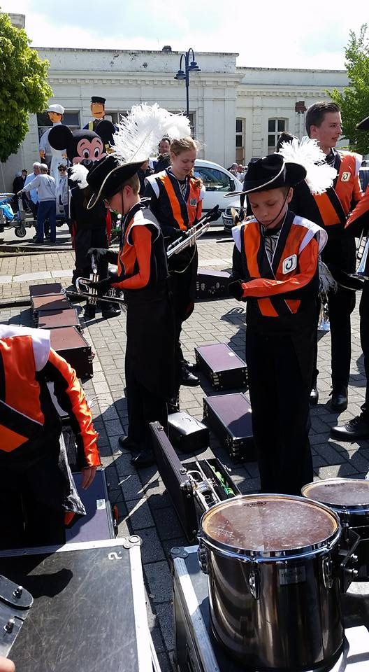 Jong Jubal treedt vandaag op in het Franse Jeumont in de Parade du 1er Mai (foto 5 van 6)