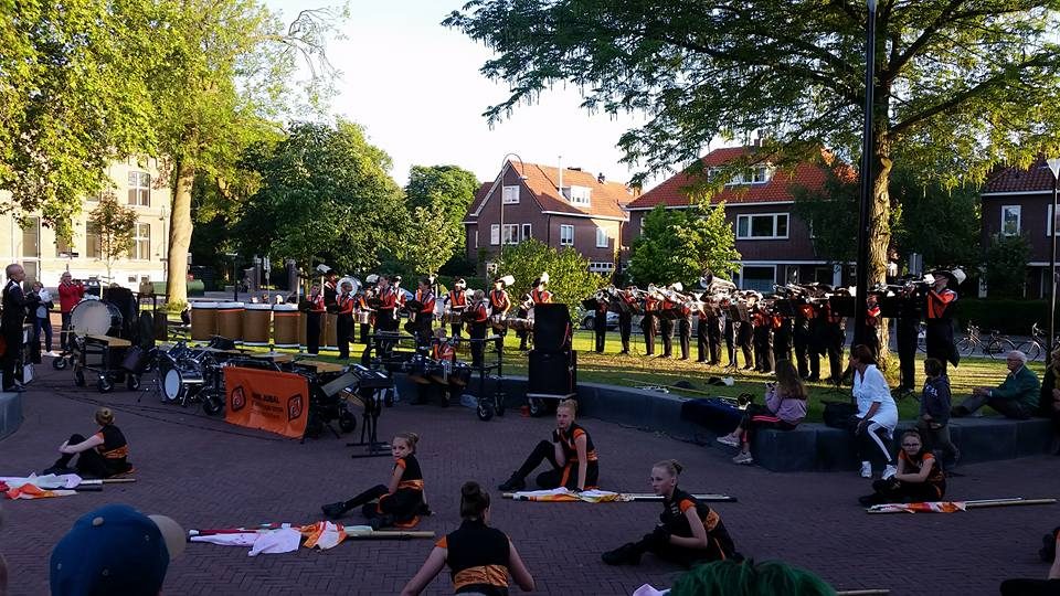 Gisterenavond speelde Jong Jubal bij de openingsavond van het Bachfestival… (foto 3 van 5)