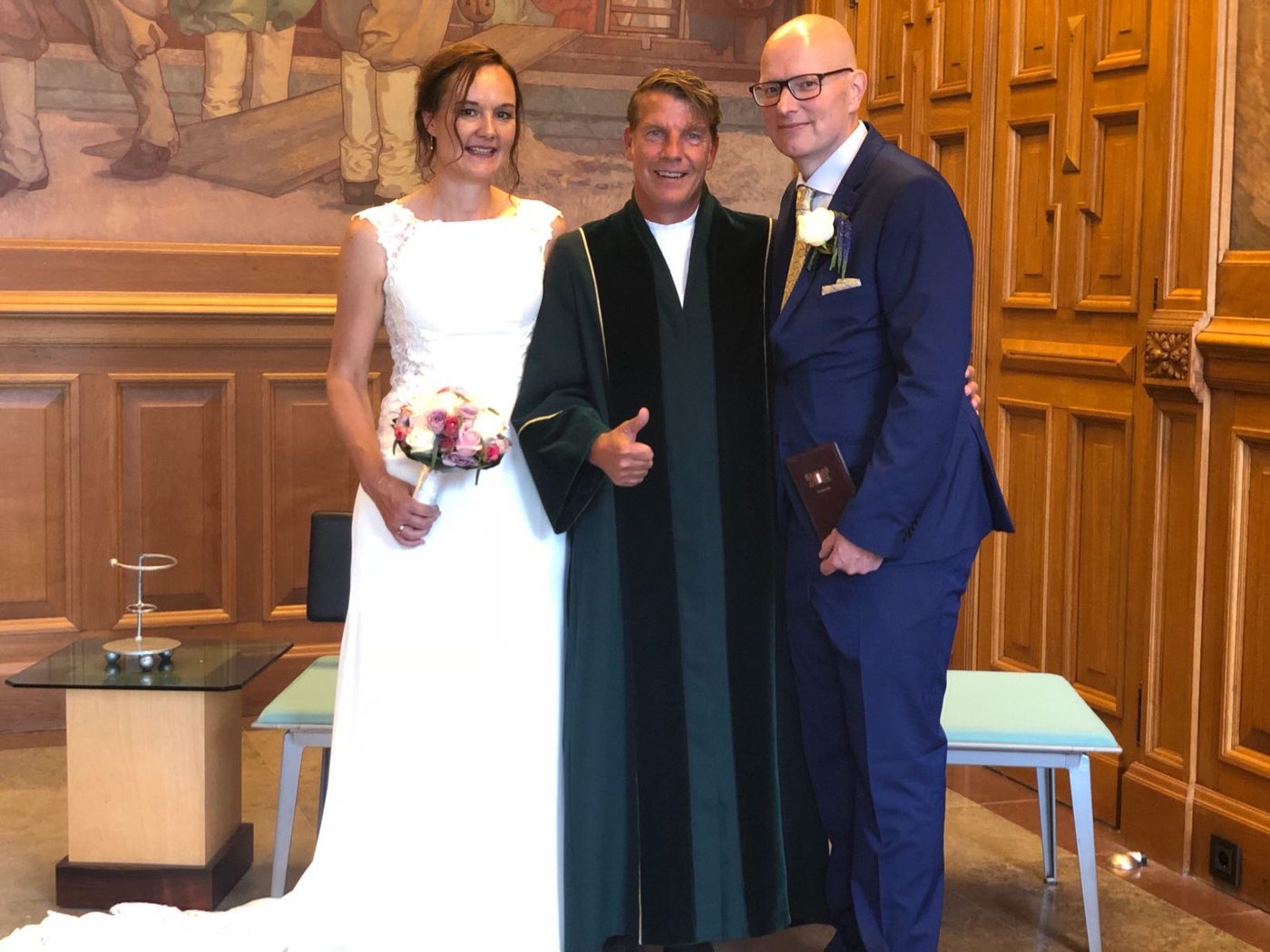 Onze trommelinstructeur Hans Tims is recentelijk in het huwelijksbootje gestapt