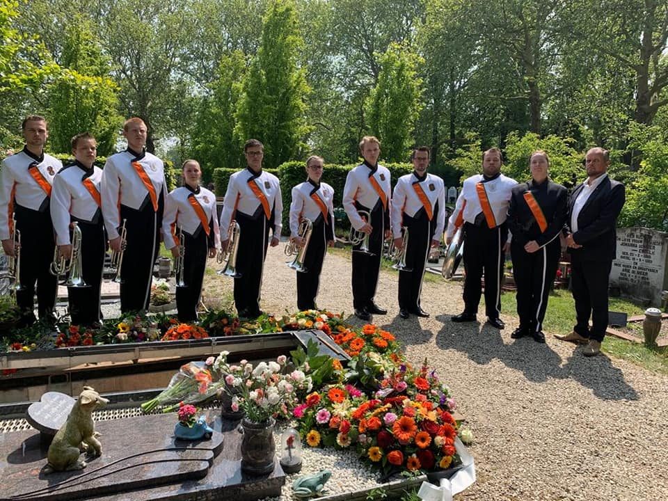 Gisteren was een droevige dag voor de vereniging (foto 2 van 4)