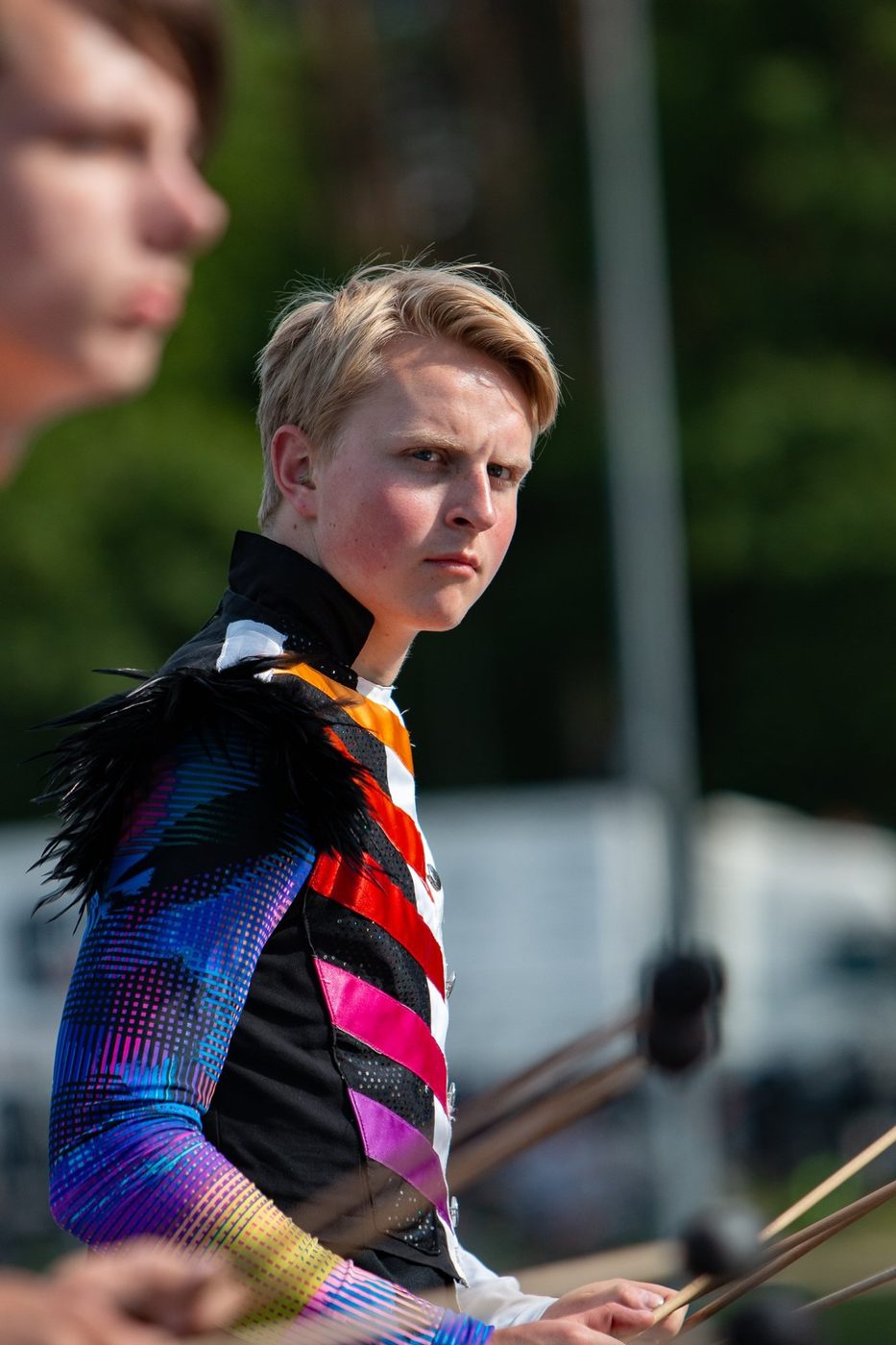 Terwijl de leden van Jubal onderweg zijn naar Nederland en daarbij door file… (foto 21 van 24)