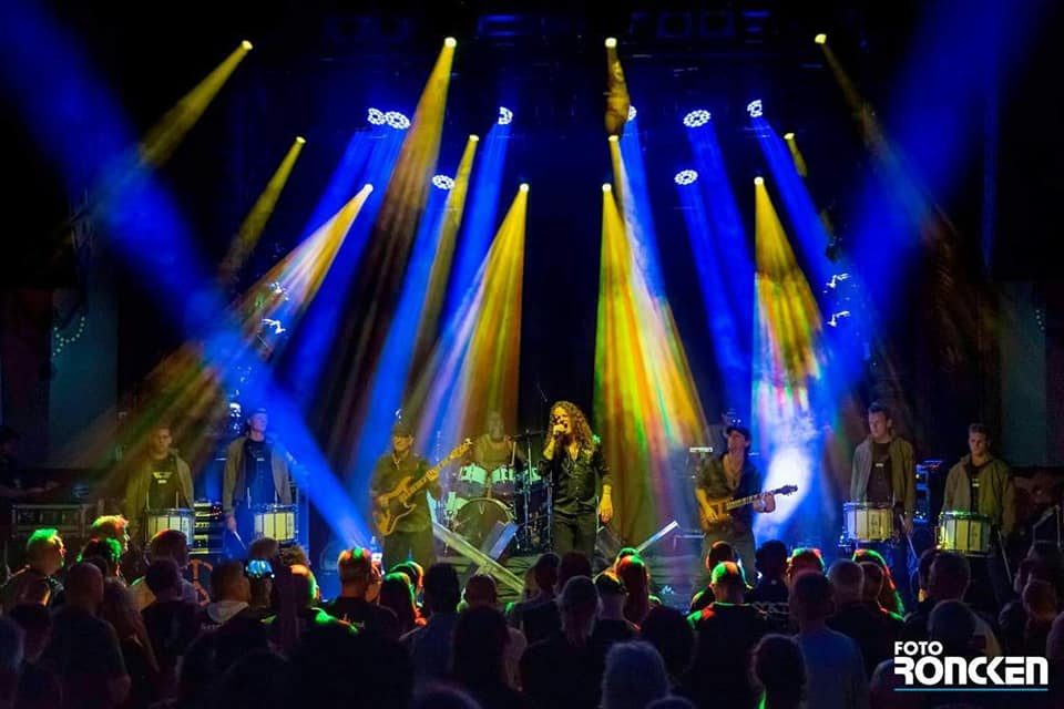 Afgelopen zondag speelden 4 Jubal snares mee tijdens de album-release van de… (foto 1 van 2)
