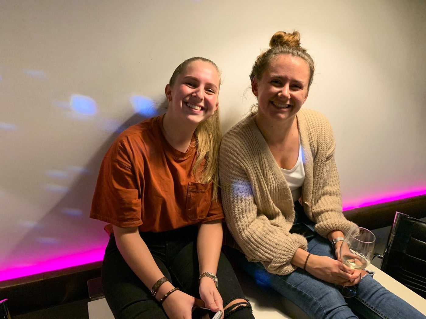 Bomvolle oud-leden avond met de Donuts (foto 8 van 13)