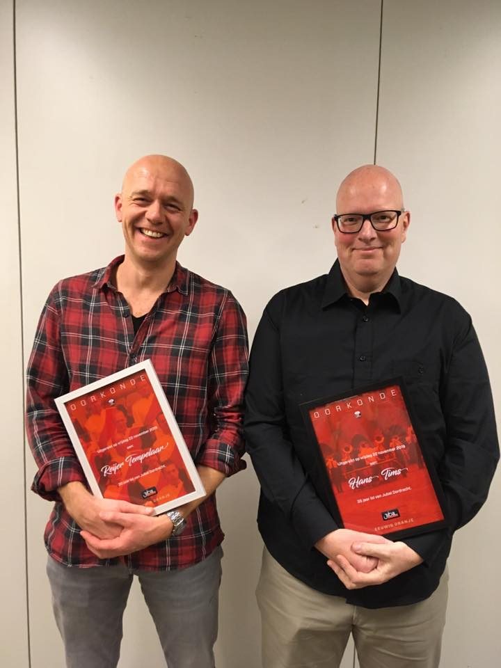 Voormalig Music Kids coördinator Reijer Tempelaar en trommelinstructeur Hans…