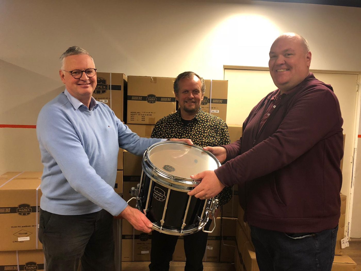 Nieuwe Mapex field percussion voor Jubal en Jong Jubal! (foto 1 van 6)