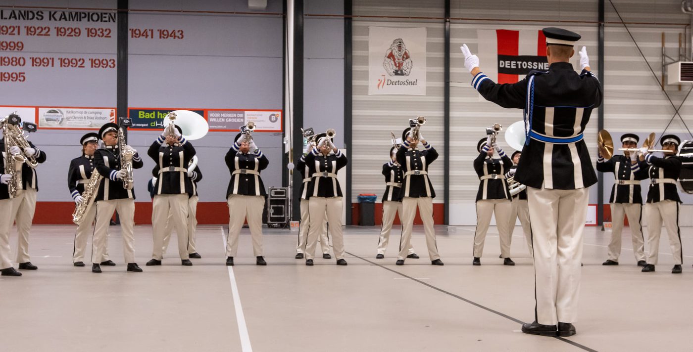 Afgelopen zaterdag stonden de leden van Jubal en Jong Jubal samen met bevriende… (foto 5 van 12)
