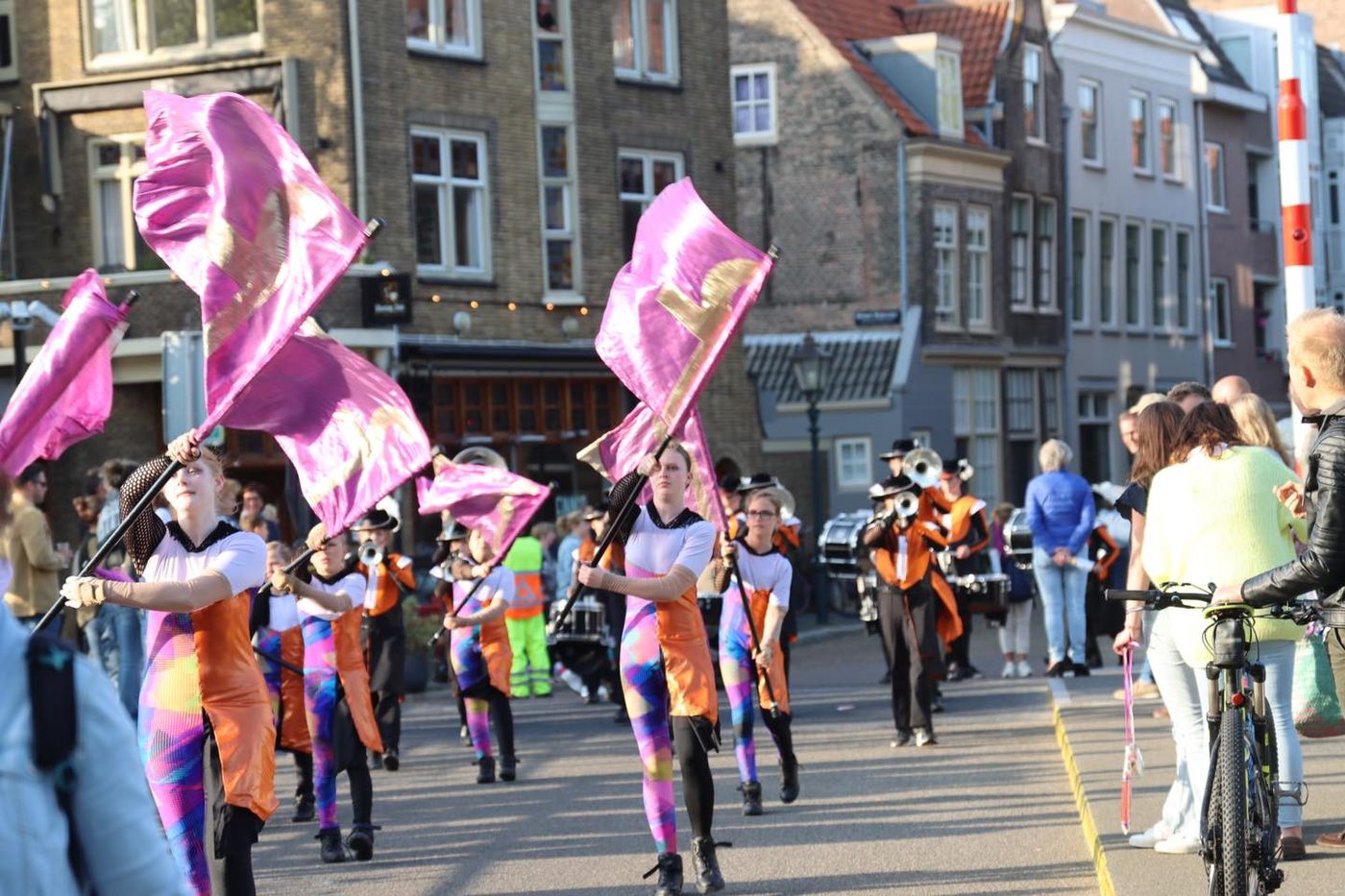 Na drie jaar was de avondvierdaagse terug in Dordrecht! (foto 5 van 9)
