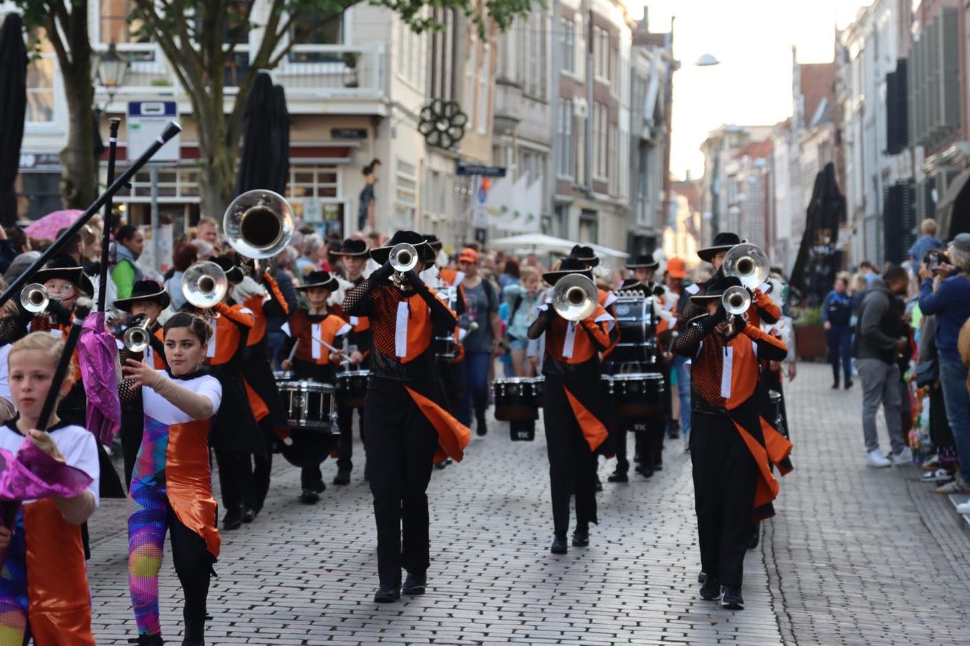 Na drie jaar was de avondvierdaagse terug in Dordrecht! (foto 6 van 9)
