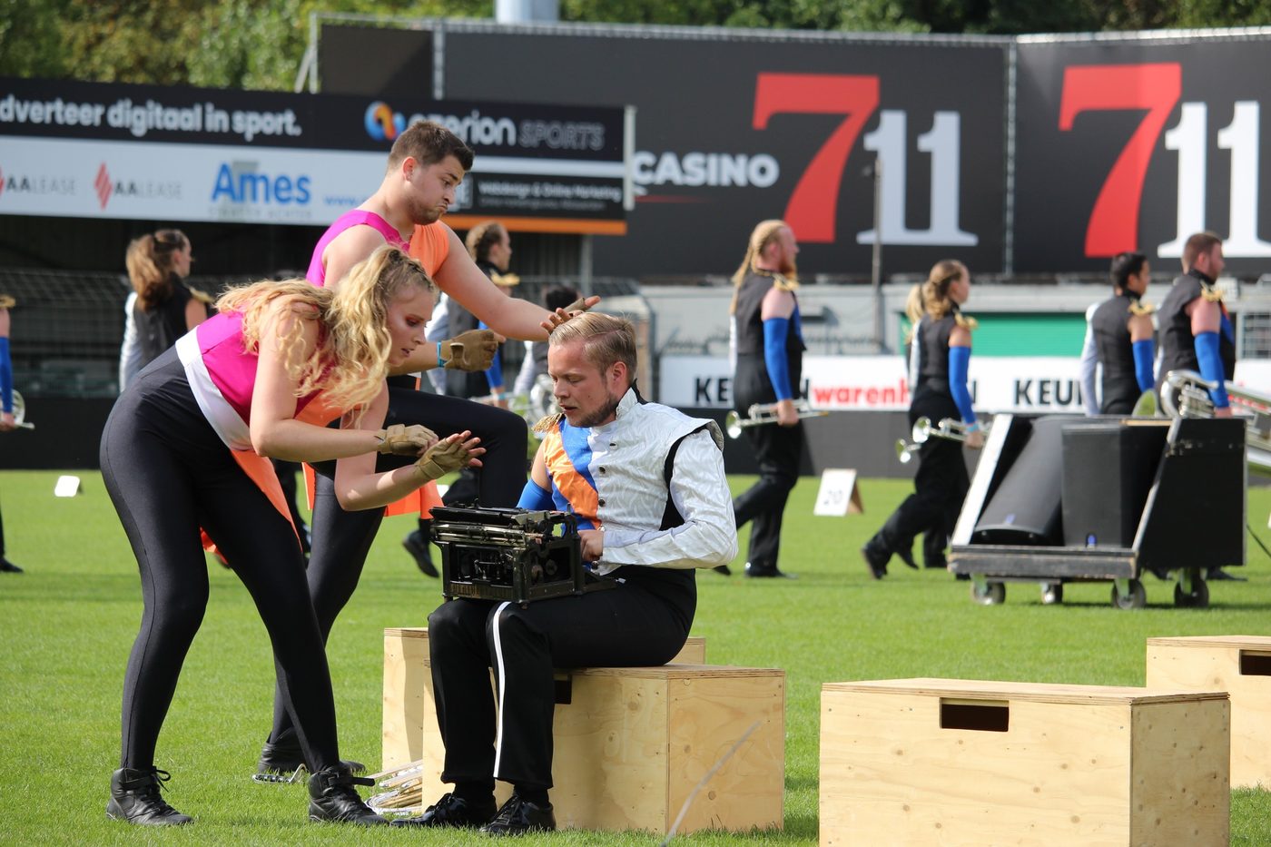 Twee optredens onder ideale omstandigheden tijdens de European Drum Corps… (foto 1 van 8)