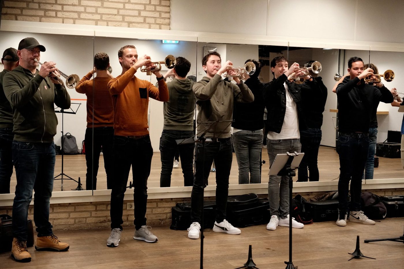 Gisteren een geweldige Brass Masterclass onder leiding van Robin Bogert en… (foto 5 van 6)