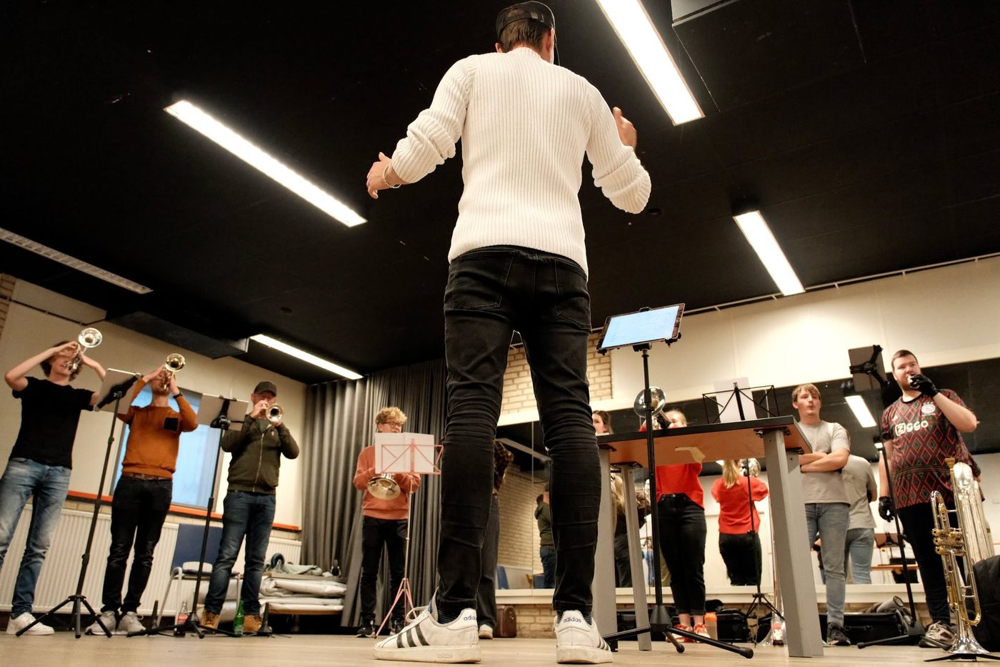 Gisteren een geweldige Brass Masterclass onder leiding van Robin Bogert en… (foto 6 van 6)