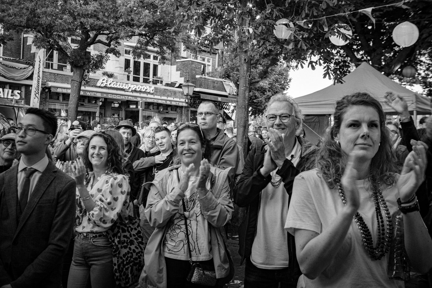 Op zaterdag 25 juni 2024 trad Jubal Orange Brass op tijdens Big Rivers Festival… (foto 1 van 6)
