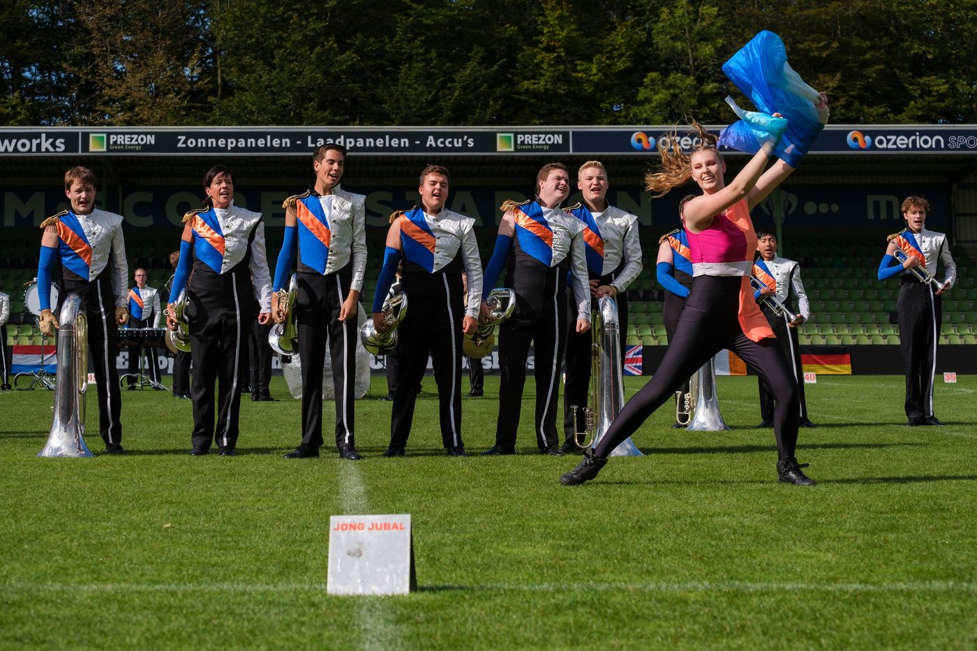 Jubal trakteerde de European Drum Corps Championships zaterdag op een primeur (foto 4 van 10)