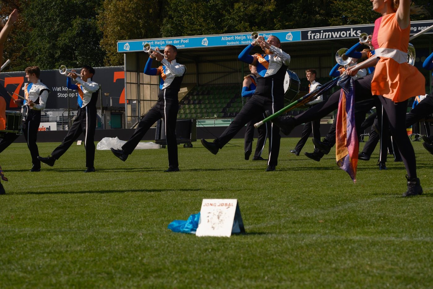Jubal trakteerde de European Drum Corps Championships zaterdag op een primeur (foto 10 van 10)