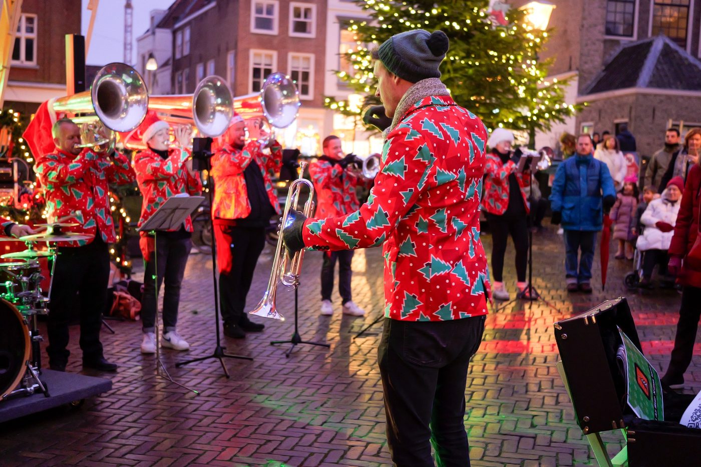 De Jubal All-Star Xmas Band geeft alweer volop optredens! (foto 2 van 8)