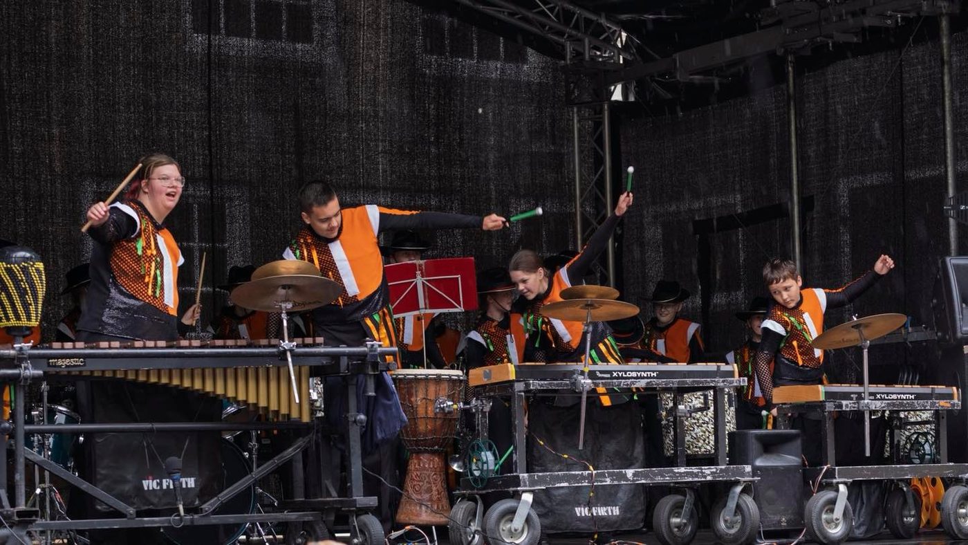Vanmiddag bracht Jong Jubal ondanks het slechte weer… (foto 1 van 3)