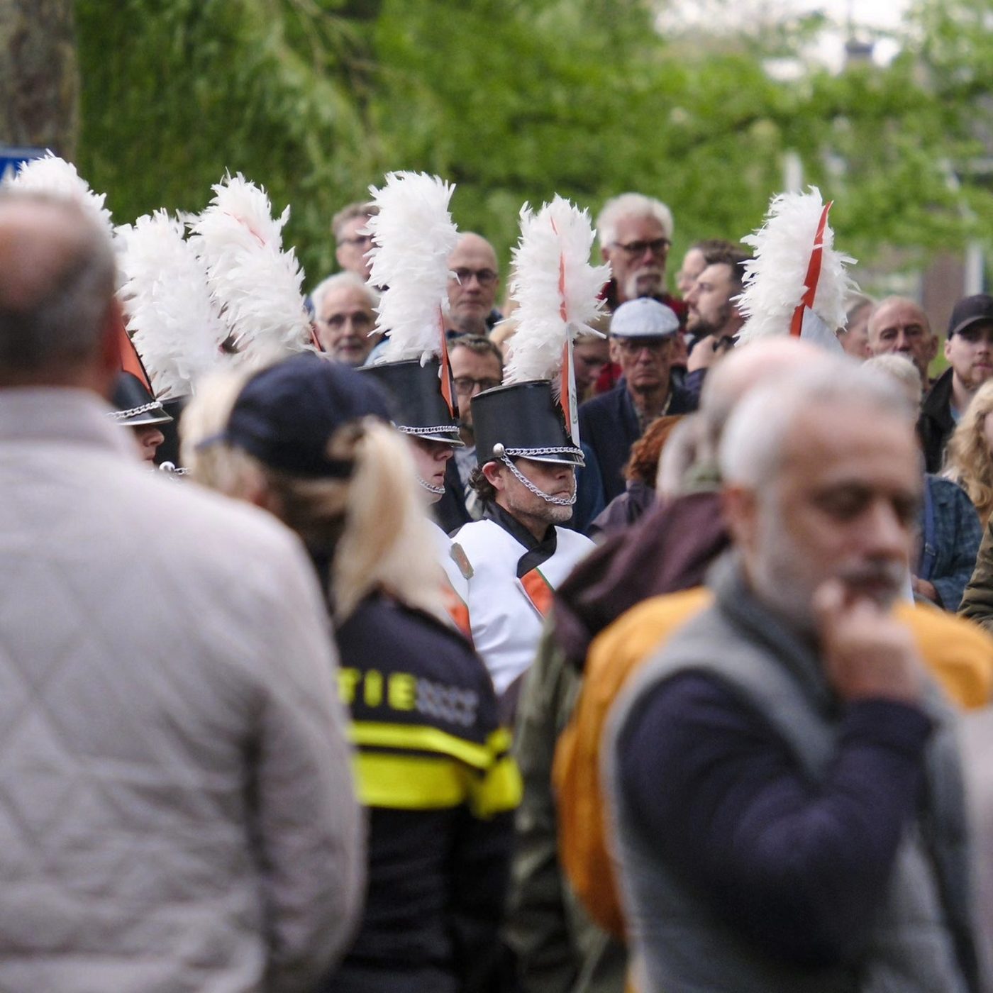Een drukbezochte Dodenherdenking in Dordrecht (foto 5 van 7)