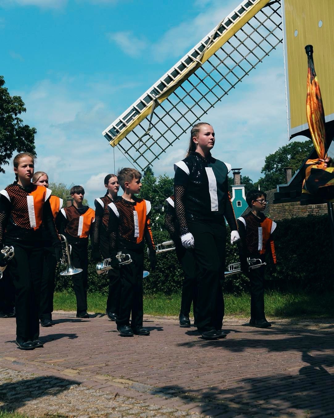 Afgelopen zaterdag en zondag liep Jong Jubal maar liefst 5 paraderondes tijdens… (foto 2 van 6)