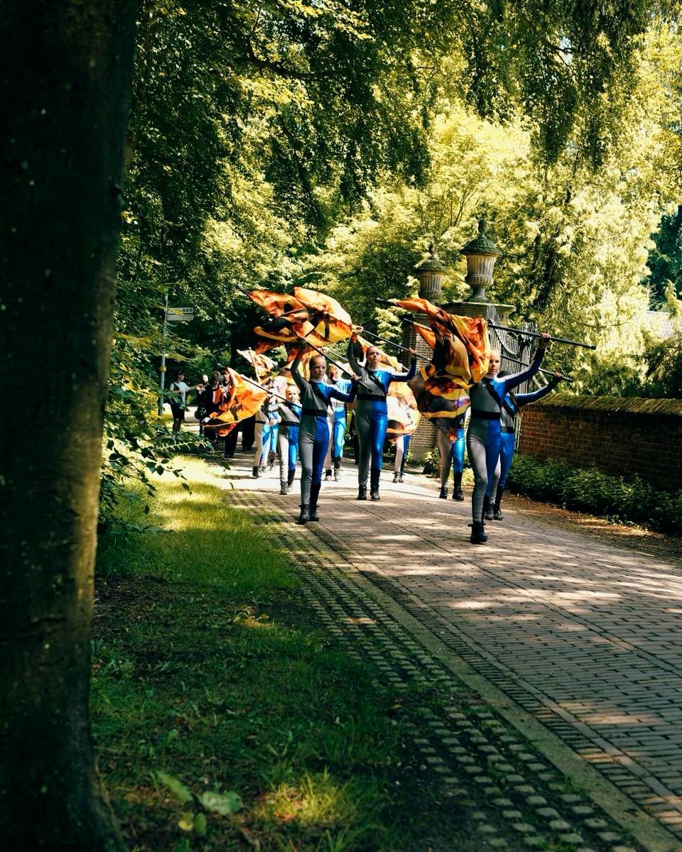 Afgelopen zaterdag en zondag liep Jong Jubal maar liefst 5 paraderondes tijdens… (foto 4 van 6)